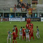 Messina rintanato nella sua area sugli sviluppi di un calcio piazzato per i biancoverdi