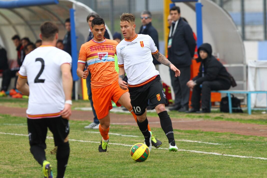 (AFA)APRILIA, ITALIA 18 GENNAIO 2015- CALCIO 21a GIORNATA DEL CAMPIONATO DI LEGA PRO 2014/15: LUPA ROMA Vs MESSINA.(foto di Fabio Alfano)