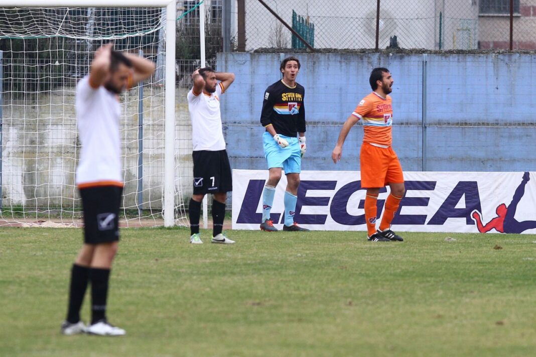 (AFA)APRILIA, ITALIA 18 GENNAIO 2015- CALCIO 21a GIORNATA DEL CAMPIONATO DI LEGA PRO 2014/15: LUPA ROMA Vs MESSINA.(foto di Fabio Alfano)