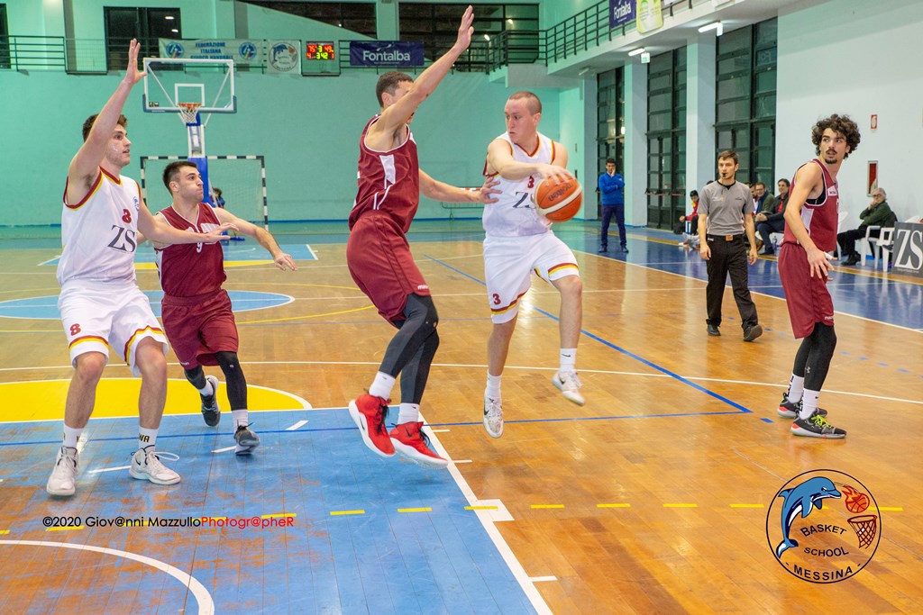 Genovese e Warden in azione offensiva (Foto Giovanni Mazzullo)