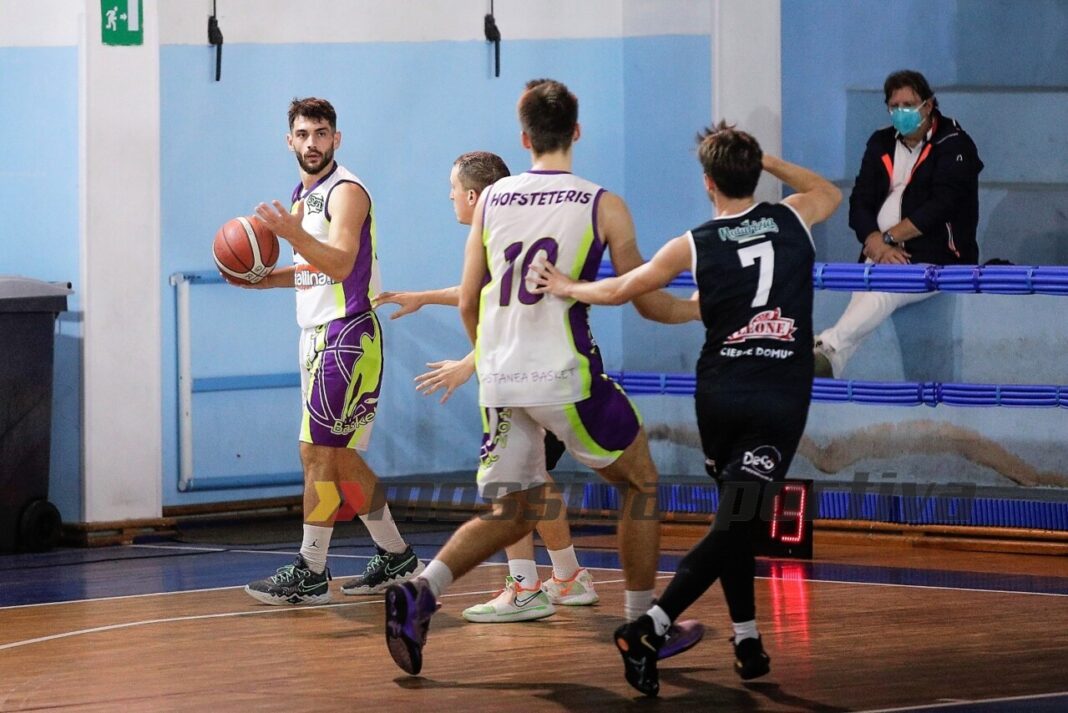 Castanea Basket Messina