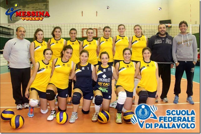 Il team del Messina Volley di Serie D