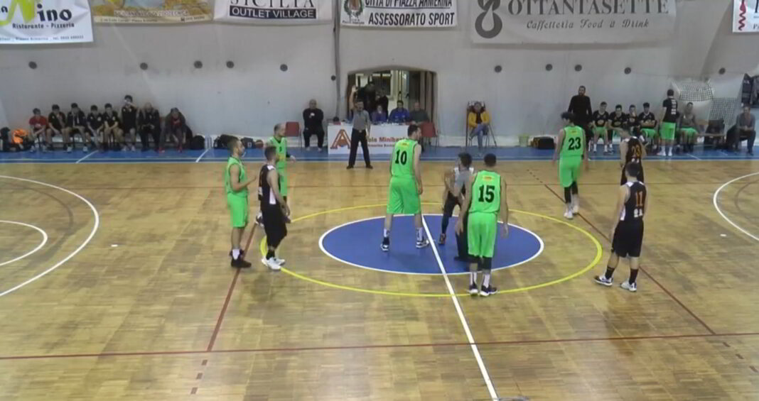 Piazza Armerina Tricenter Amatori Basket Messina photo Piazza in diretta