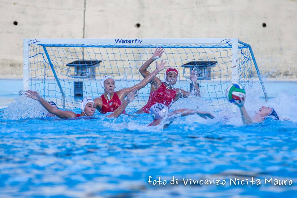 Una fase del match fra WP Messina - Imperia conclusosi su 7-7