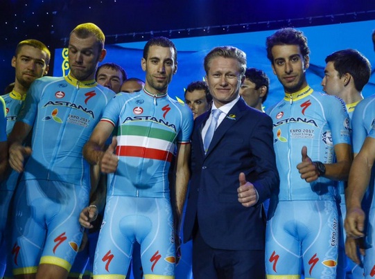 Nibali alla presentazione dellaAstana