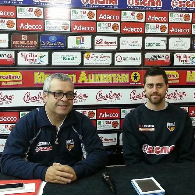 La Sigma Barcellona vuole ingabbiare l’Aquila capolista. La vigilia di coach Perdichizzi: ”Tutti vorrebbero giocare questo tipo di partite” (VIDEO)