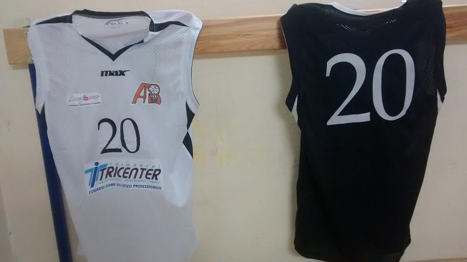 Le maglie dell'Amatori Basket Messina 2014/2015