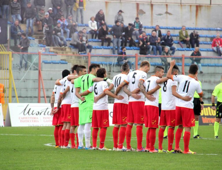 Botta e risposta al “Pinto”: Casertana-Messina finisce 1-1. Ancora Guerriera in gol