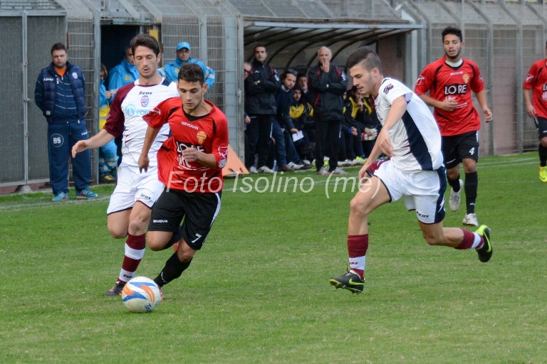 Per il Città di Messina tre gol nel test in famiglia. Domenica arriva la capolista