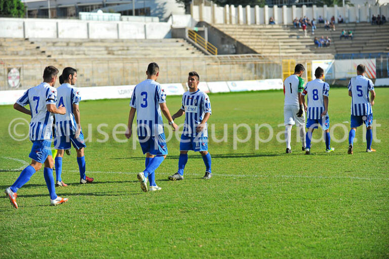 Serie D – Si interrompe a Noto la striscia di successi del Savoia. L’Akragas risale a -3