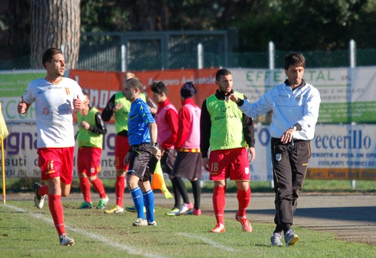 Due giornate a Iuliano, Grassadonia ammonito. Da mercoledì la prevendita per il Chieti: premi in palio