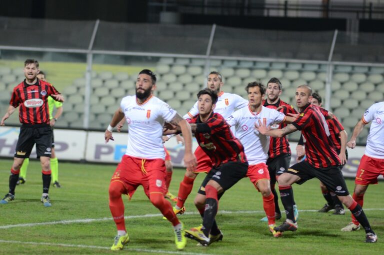 Il Messina ridimensiona il Foggia. Ferreira incontenibile, C unica davvero alla portata