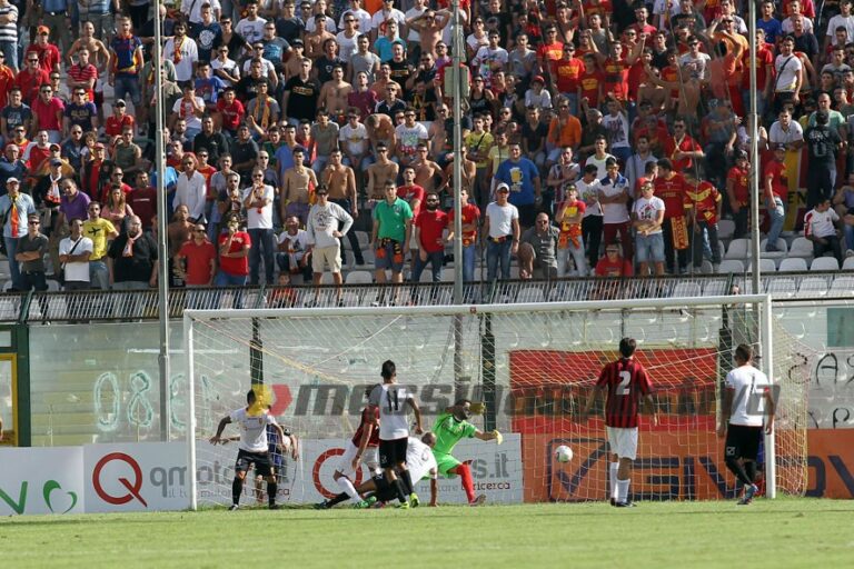 L’incubo prosegue: il Foggia si impone 3-0, il Messina cade al San Filippo dopo due anni