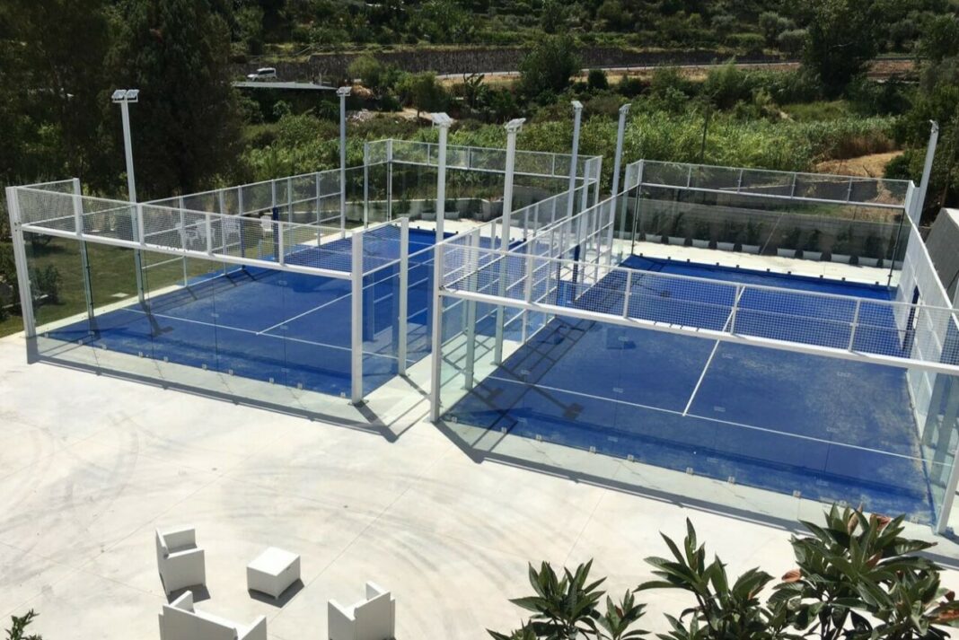 Padel Tennis River