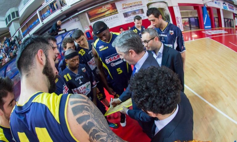 Per la Sigma Barcellona una vittoria autoritaria ad Imola che vale l’aggancio al quarto posto in classifica (VIDEO)