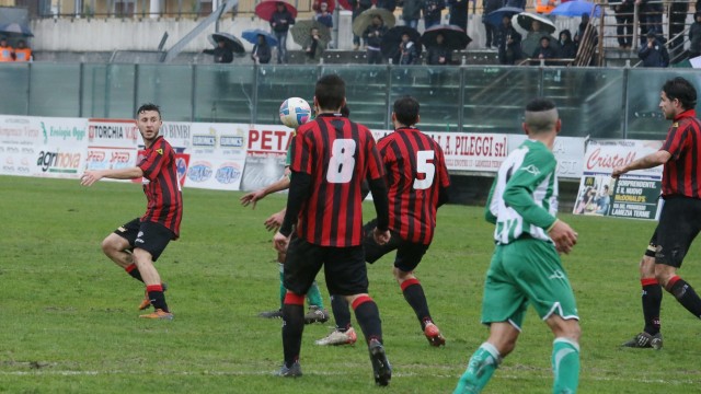 Seconda Divisione – Foggia e Casertana a -3 dalla vetta. Successi che pesano per Chieti, Tuttocuoio e Sorrento