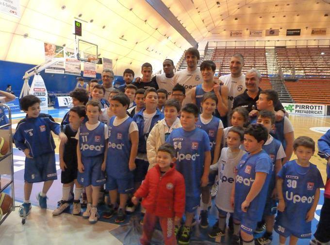 L’Upea lancia il primo “Orlandina Basket Camp” per l’estate (VIDEO)