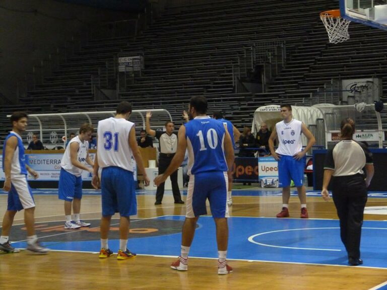 Il Minibasket Milazzo è più forte delle assenze. La Nuova Agatirno reagisce tardi e capitola in casa