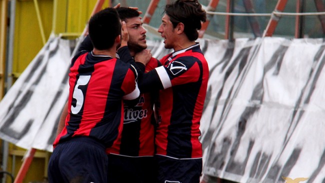 Seconda Divisione – Casertana in fuga. Cade il Teramo, frenano Cosenza e Foggia