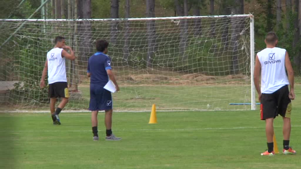 Grassadonia dirige l'allenamento a Camigliatello