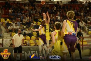 Castanea Basket Messina