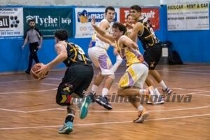 Castanea Basket Messina