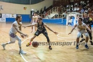 Castanea Basket Messina